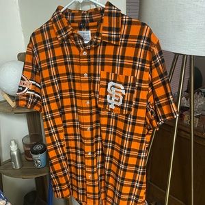 Large SF Giants button up shirt